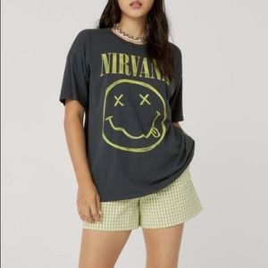 DAYDREAMER NWOT Nirvana Smiley Merch Tee Band Shirt Vintage Black Flower Sniffin